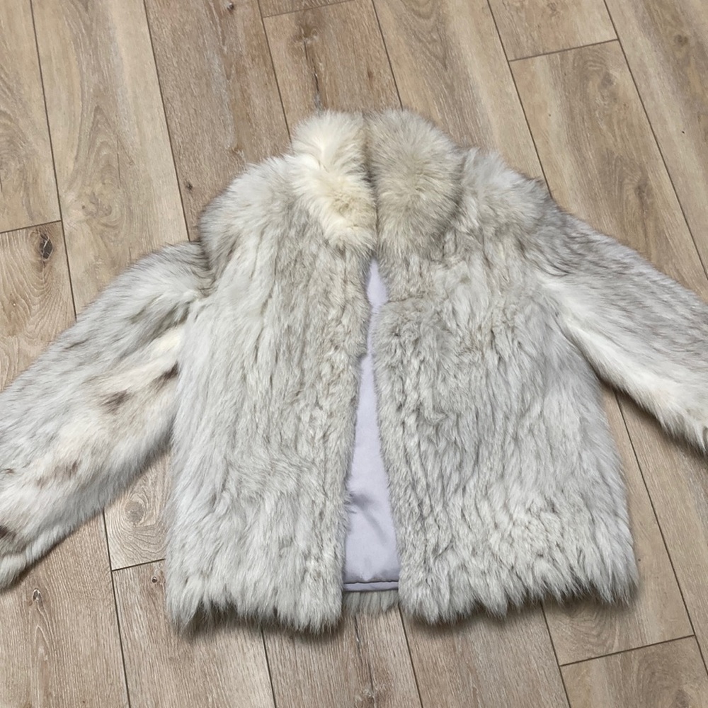 Vintage Saga Fox size medium